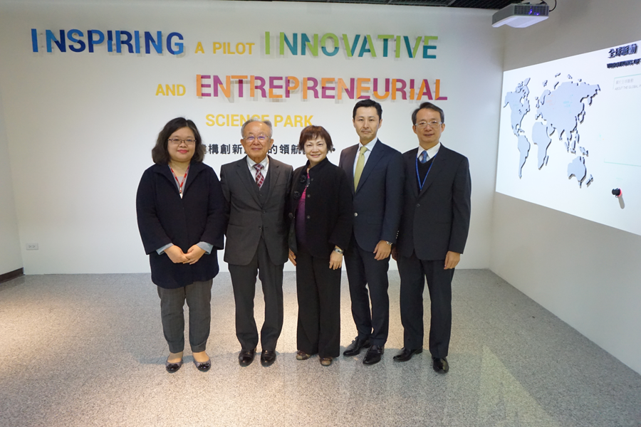 崎谷 相談役、董事長與科學園區主任秘書